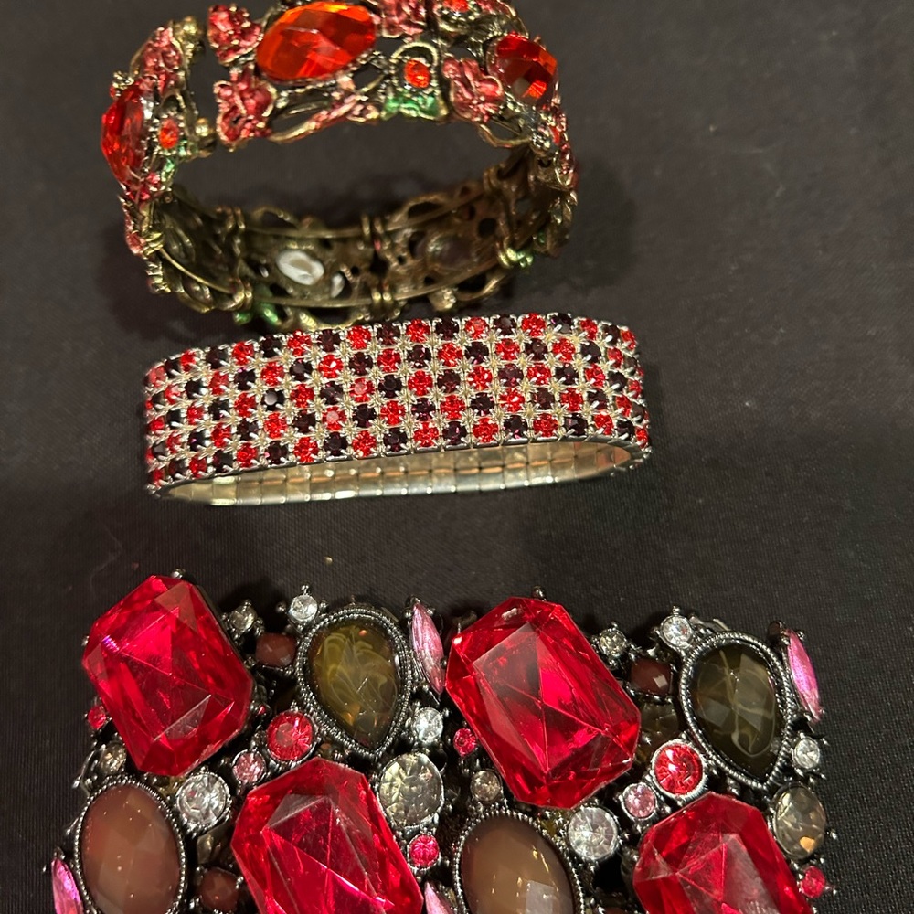Red/gold jewel bracelets - Picture 4 of 8
